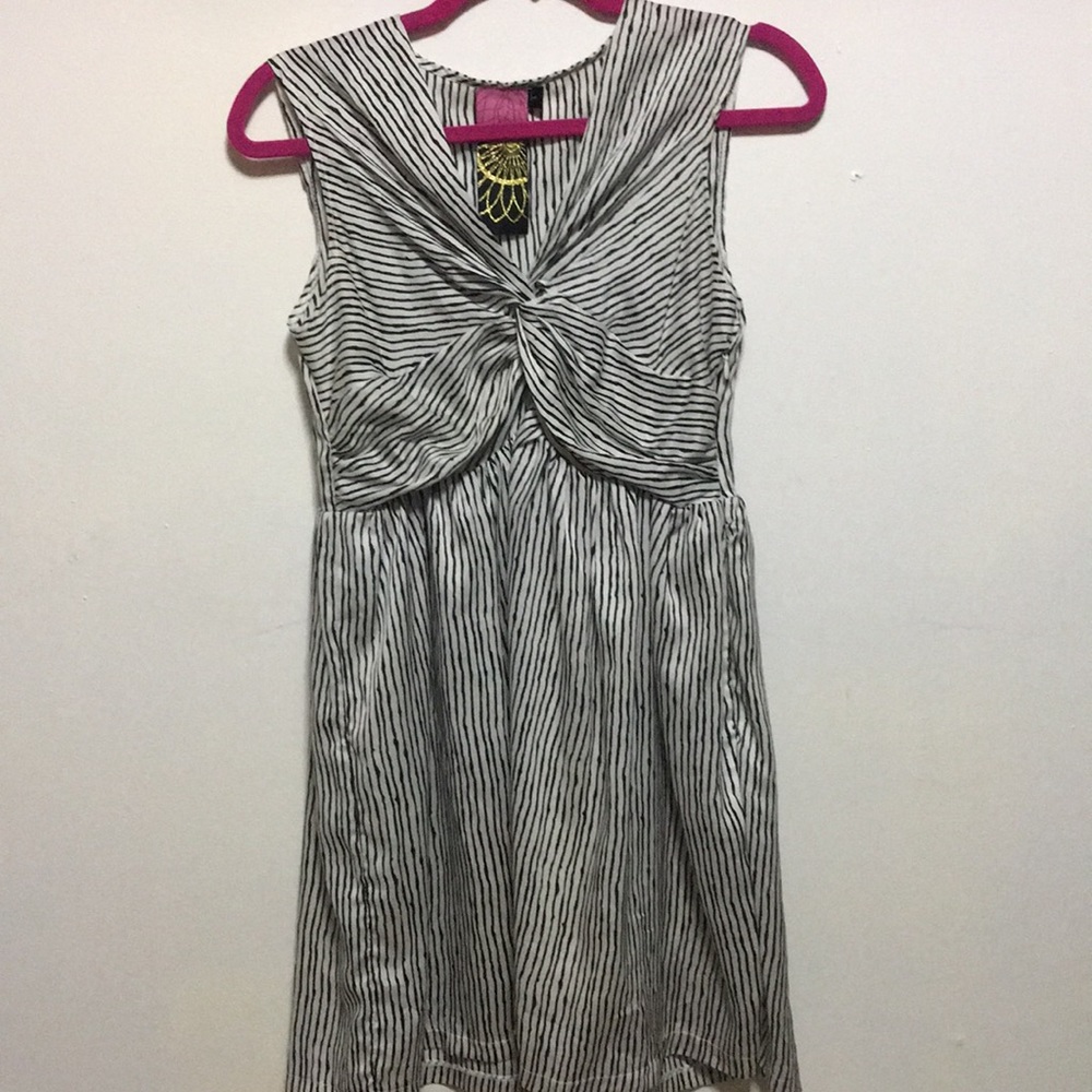 Black & white dress